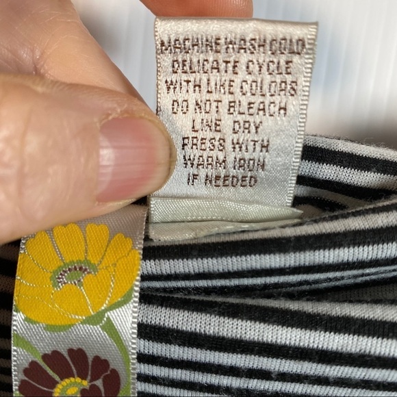 MIMI CHICA Strapless Bandeau dress. Ruched stripe bandeau, gathered skirt. M - Picture 5 of 8